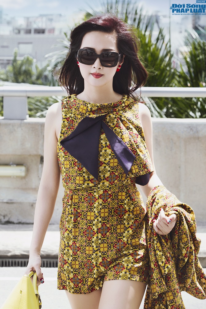 Hoa hậu Giáng My khoe vẻ trẻ trung, năng động