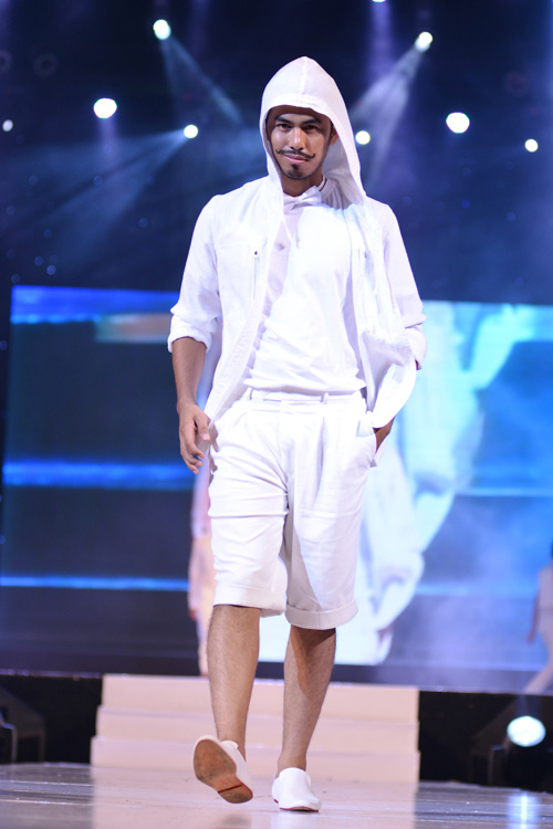 Siêu mẫu Duy Nhân lịch lãm, phong cách trên sàn catwalk