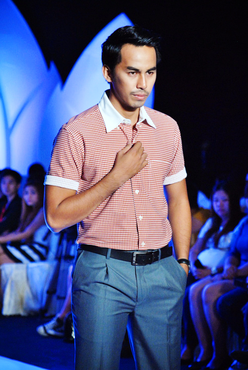 Siêu mẫu Duy Nhân lịch lãm, phong cách trên sàn catwalk