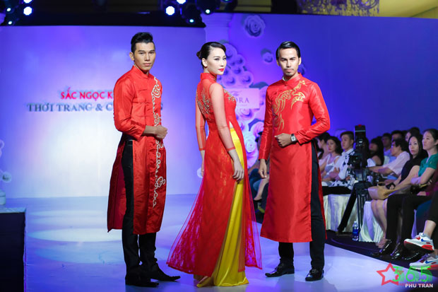Siêu mẫu Duy Nhân lịch lãm, phong cách trên sàn catwalk