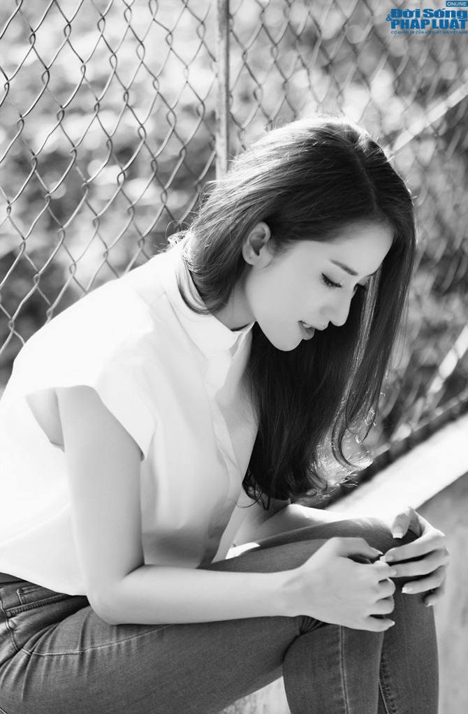 Khánh Thi thực hiện MV 