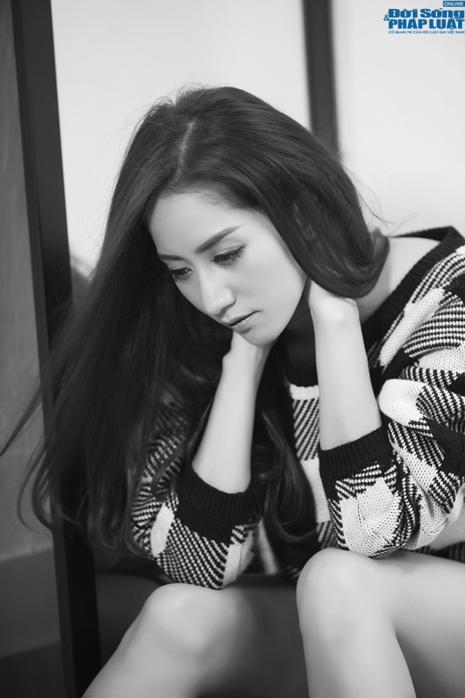 Khánh Thi thực hiện MV 