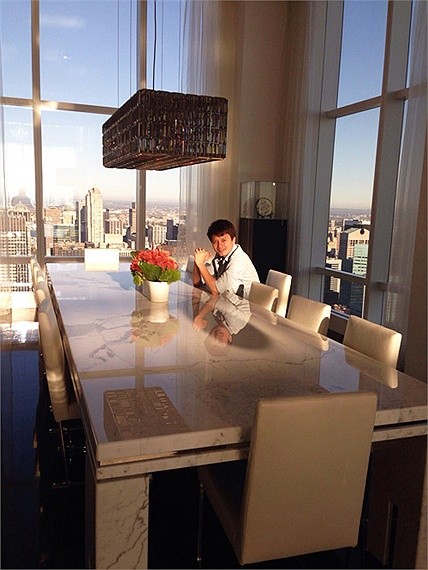 Ngắm nhà triệu đô sang trọng của sao Việt ở Mỹ