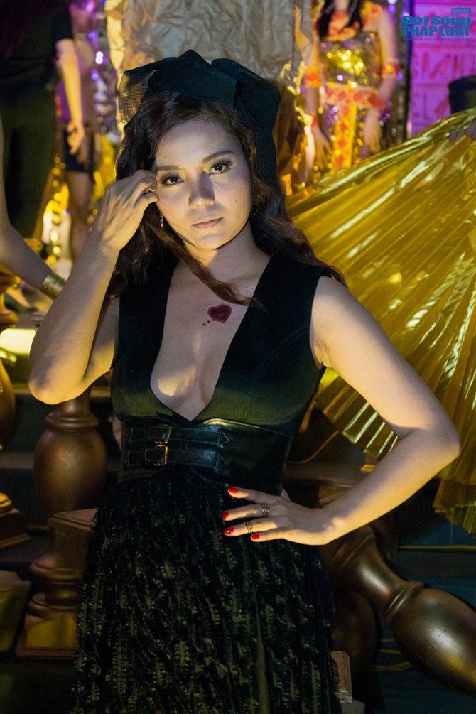 Ngày Haloween: Giật mình với những màn hóa trang ma quỷ của sao V