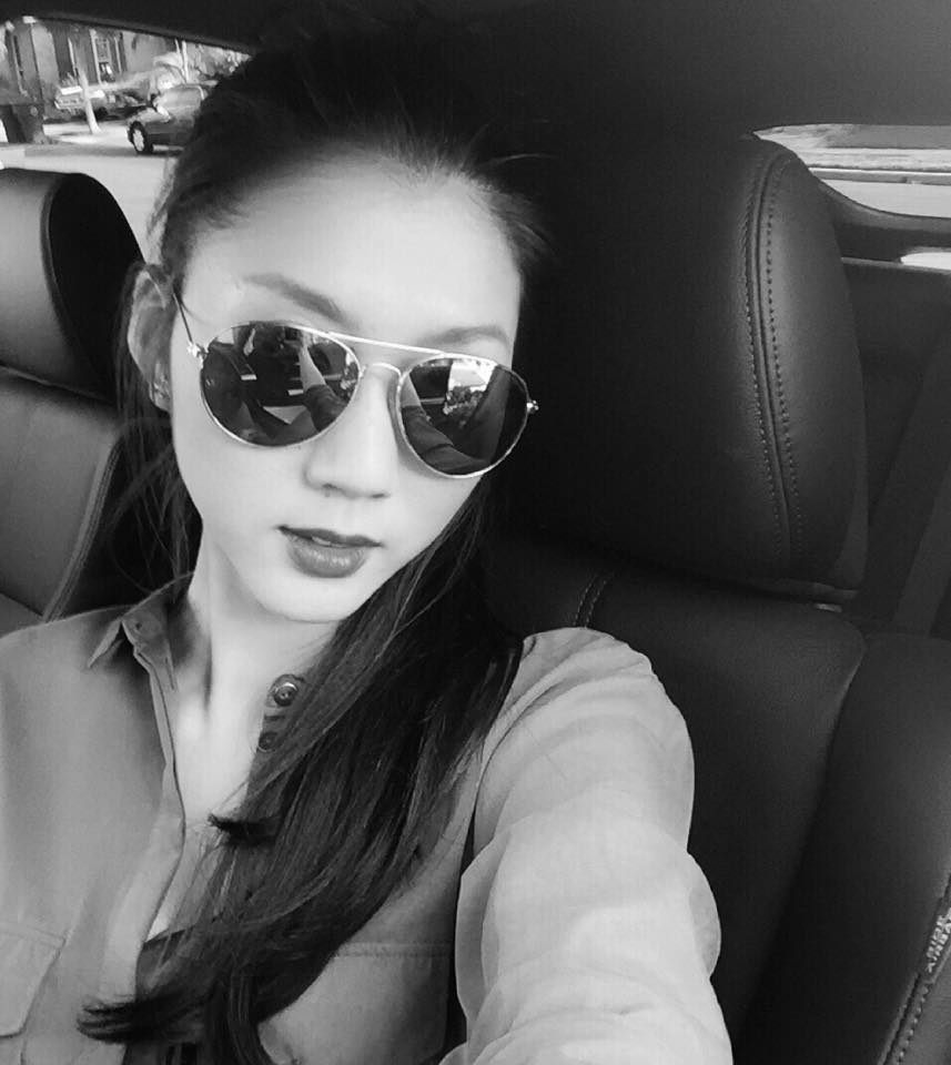 Ngọc Quyên được em chồng mua tặng xe hơi