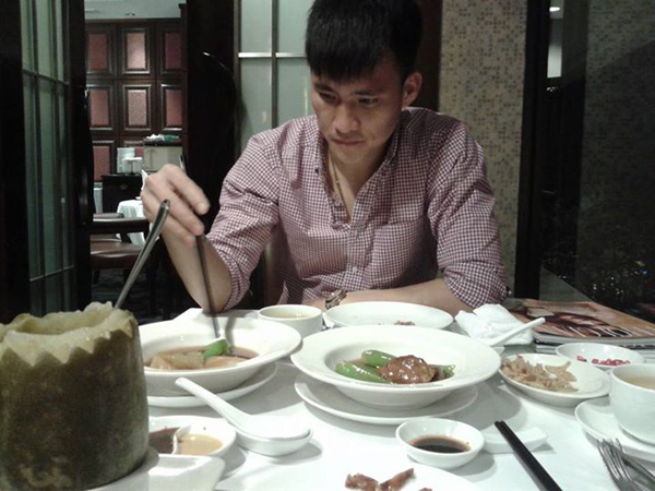 Cuộc sống xa hoa của “cặp đôi vàng showbiz” Công Vinh – Thủy Tiên