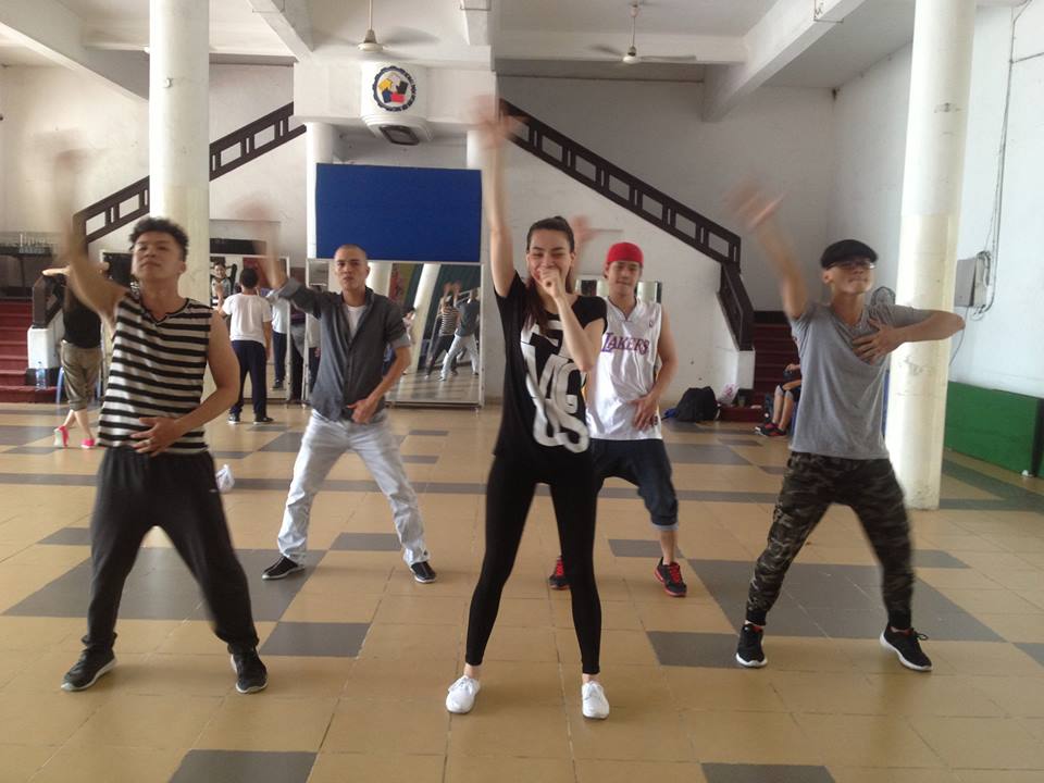 Hồ Ngọc Hà phải thở Oxy trước ngày biểu diễn