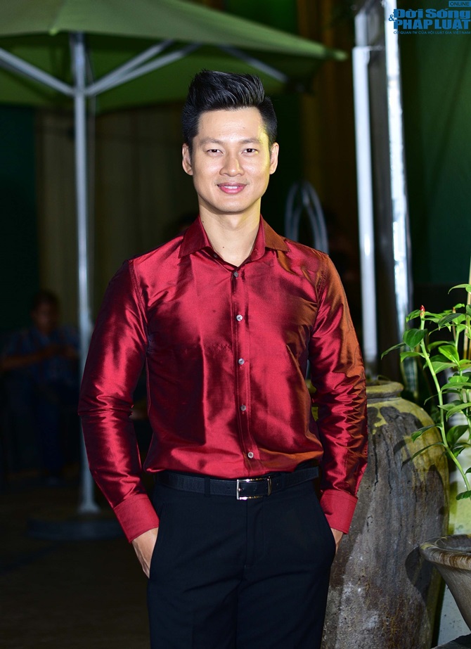 Văn Mai Hương cùng Đàm Vĩnh Hưng hát ủng hộ Duy Nhân