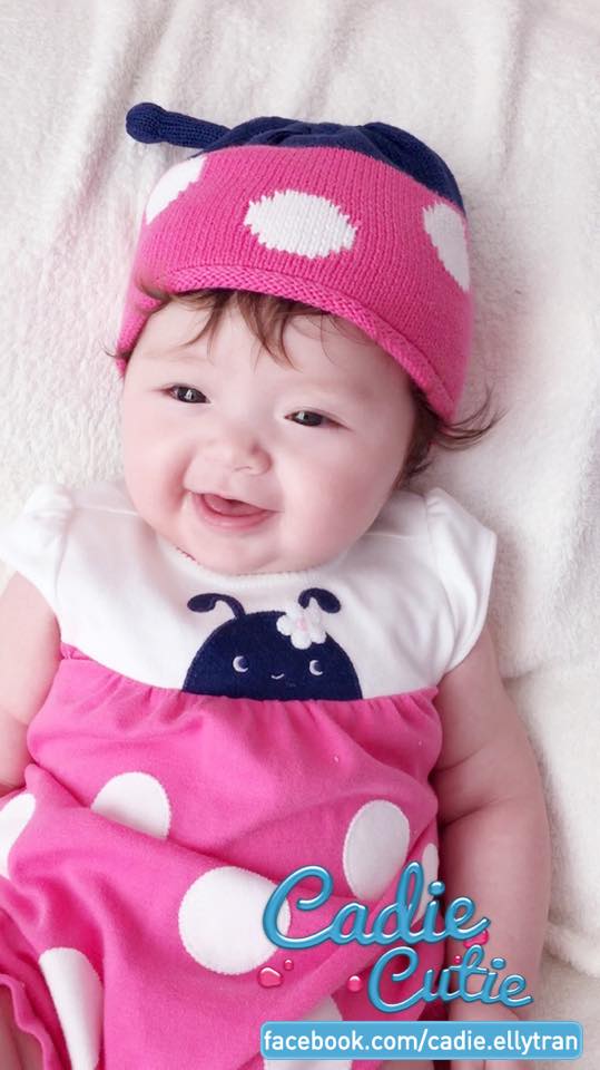 Hai mẹ con Elly Trần hóa 