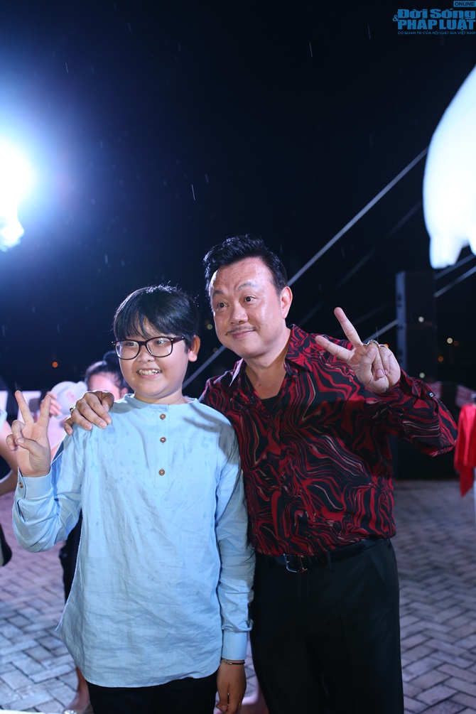 Giọng hát Việt nhí: Các thí sinh bất ngờ hội ngộ ra mắt phim