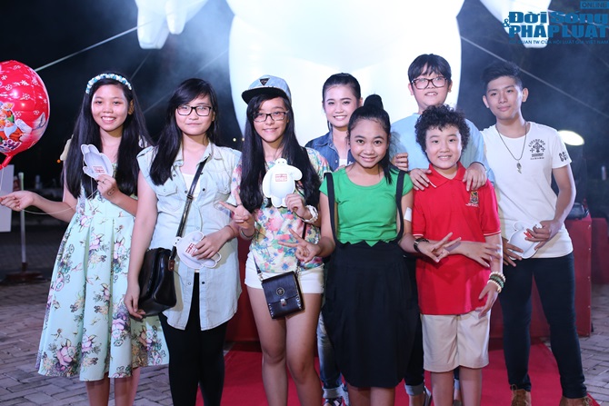 Giọng hát Việt nhí: Các thí sinh bất ngờ hội ngộ ra mắt phim