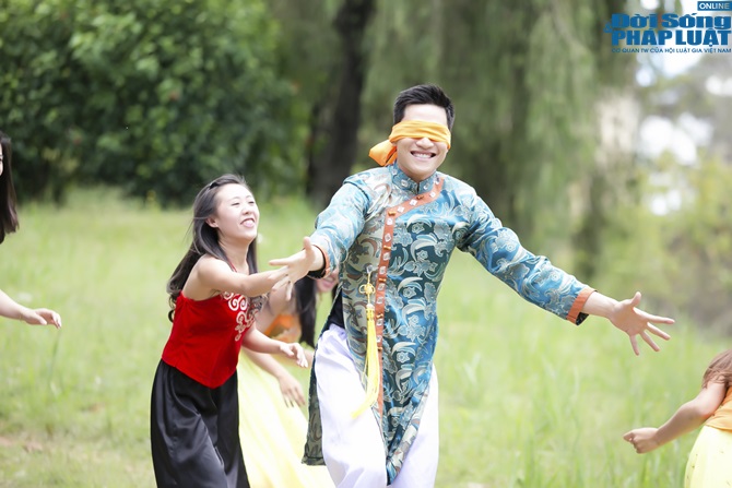 Trai đẹp Minh Anh bị tát tơi tả, ngựa đá vì phụ tình Trà Ngọc Hằn