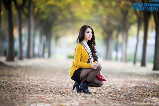 Hoa hậu Jennier Chung xuống phố những ngày cuối thu