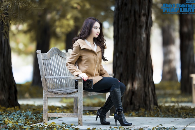 Hoa hậu Jennier Chung xuống phố những ngày cuối thu