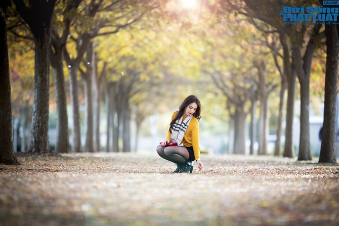 Hoa hậu Jennier Chung xuống phố những ngày cuối thu