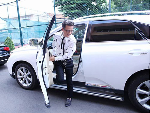 Bộ sưu tập siêu xe gây choáng của Đàm Vĩnh Hưng