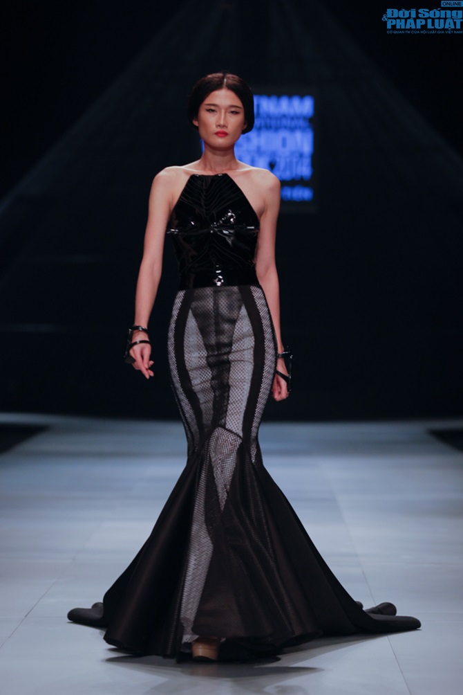 Khán giả choáng với phần tái xuất tuyệt vời của Lý Giám Tiền