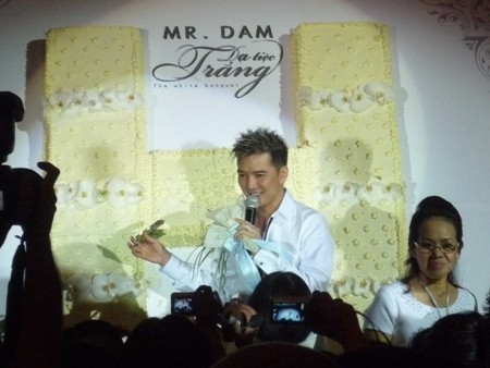 Đàm Vĩnh Hưng và những show diễn bạc tỷ