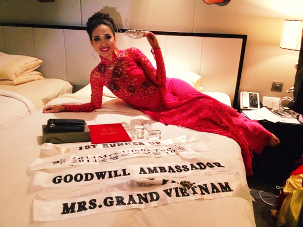 Ngân Hà đăng quang Á hậu 1 Hoa hậu quý bà toàn cầu 2014 Ngân Hà đăng quang Á hậu 1 Hoa hậu quý bà toàn cầu 2014