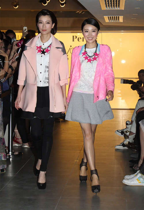 Á hậu Hồng Kông lần đầu đi diễn sau clip dụ tình đồng tính