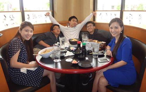 HH quý bà Sonya Sương Đặng 