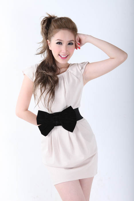 Hé lộ chiều cao thật của mỹ nhân Việt Hé lộ chiều cao thật của mỹ nhân Việt