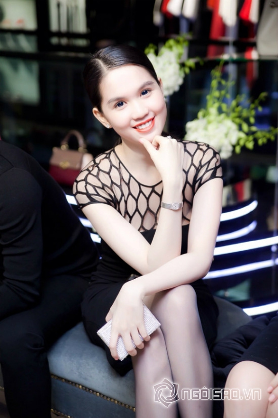 Ngọc Trinh bức xúc khi bị chê dùng hàng hiệu vẫn 