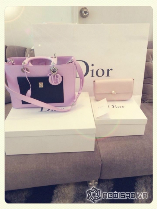 Ngọc Trinh bức xúc khi bị chê dùng hàng hiệu vẫn 