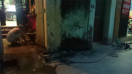 Người Hà Nội thức trắng đêm “canh” nước sạch