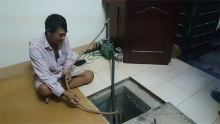 Người Hà Nội thức trắng đêm “canh” nước sạch