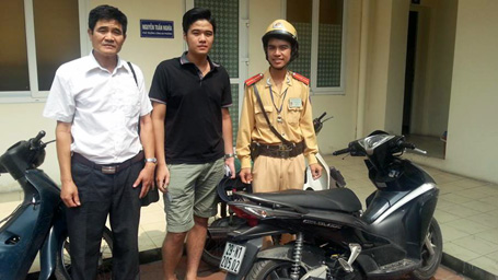 Mua xe máy đầy đủ giấy tờ, vẫn “dính” xe gian