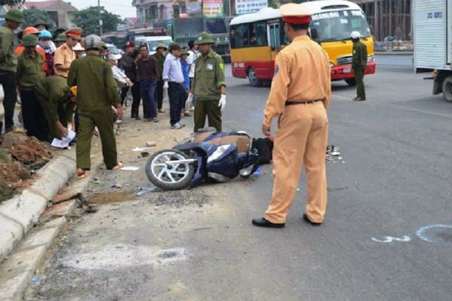 Tai nạn giao thông nghiêm trọng, 1 phụ nữ tử vong 