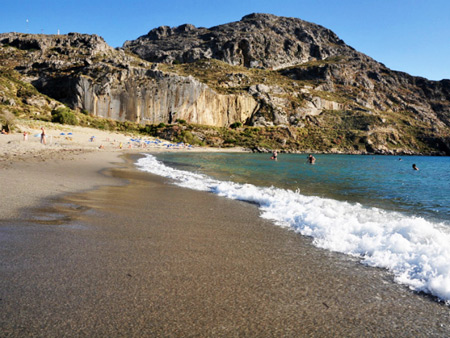 Những bãi 'tắm tiên' khiến bạn phải bỏng mắt