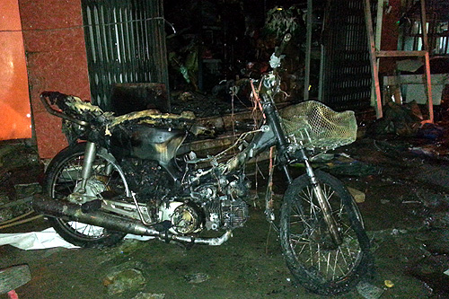 Cháy lớn ở cửa hàng kinh doanh thiết bị phòng cháy