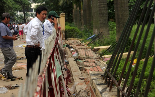 Người hâm mộ “sống chết” đòi mua vé trận chung kết U19