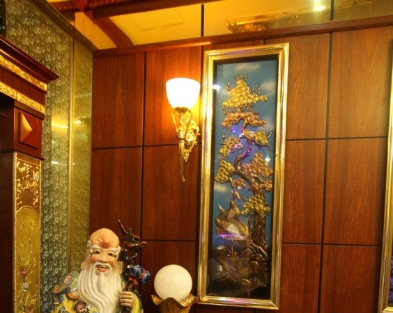 Biệt thự vàng khối 24K của đại gia tuổi ngựa Hà Nội Biệt thự vàng khối 24K của đại gia tuổi ngựa Hà Nội