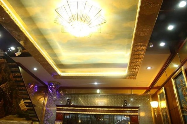 Biệt thự vàng khối 24K của đại gia tuổi ngựa Hà Nội Biệt thự vàng khối 24K của đại gia tuổi ngựa Hà Nội