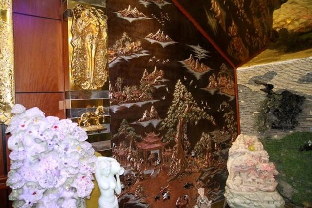 Biệt thự vàng khối 24K của đại gia tuổi ngựa Hà Nội Biệt thự vàng khối 24K của đại gia tuổi ngựa Hà Nội