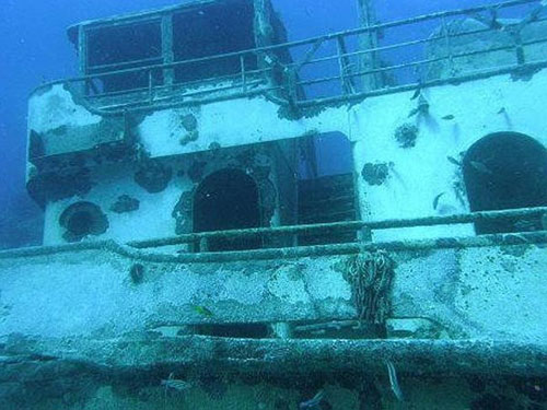 Những xác tàu đắm ở 'tam giác quỷ'