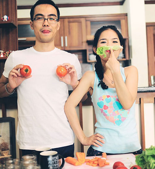 Chàng trai truy tìm và cưới cô gái tình cờ thấy trên tivi Chàng trai truy tìm và cưới cô gái tình cờ thấy trên tivi