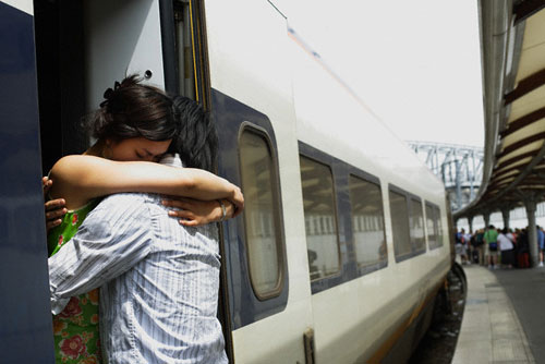 “Xin lỗi, em là một người con gái chưa... đủ chuẩn”