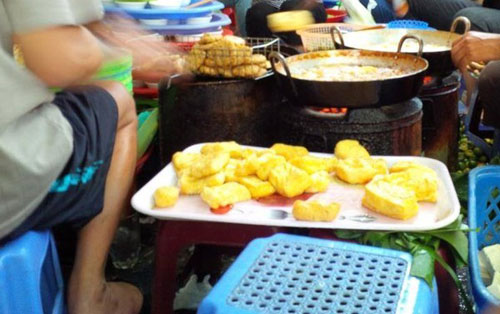 Hà Nội: Bán bún đậu giá sinh viên, lãi hơn 30 triệu đồng/tháng