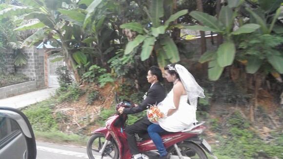 Chết cười với những khoảnh khắc bá đạo trong các đám cưới