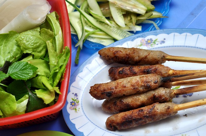 Khám phá hương vị ẩm thực Huế giữa lòng Hà Nội