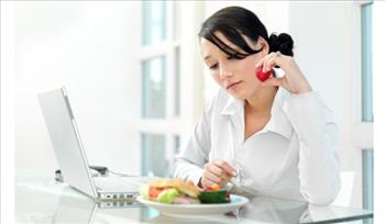 Dân văn phòng khổ vì 