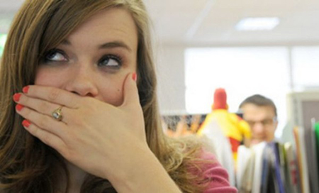 Chuyện tế nhị: Chết ngạt với đồng nghiệp 