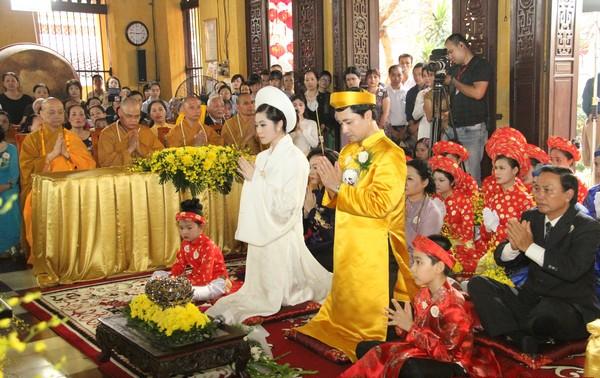 Ngắm ảnh cưới của ái nữ cố Chủ tịch Tập đoàn Nam Cường Ngắm ảnh cưới của ái nữ cố Chủ tịch Tập đoàn Nam Cường
