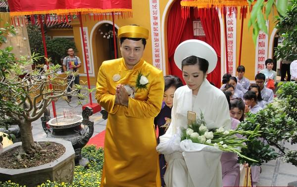 Ngắm ảnh cưới của ái nữ cố Chủ tịch Tập đoàn Nam Cường Ngắm ảnh cưới của ái nữ cố Chủ tịch Tập đoàn Nam Cường