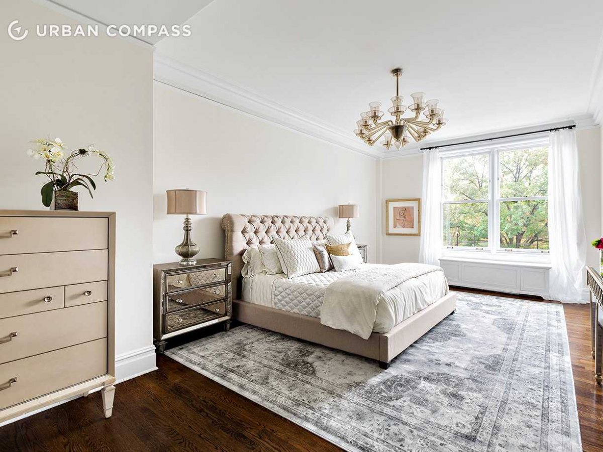 Ngắm căn hộ màu trắng lộng lẫy của tỷ phú nhà Edens