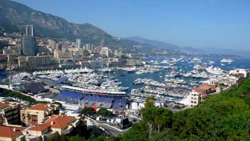 Những quốc gia bé diện tích nhưng giàu nhất thế giới